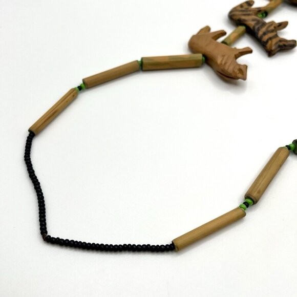 Vintage Hand-Carved Wooden Safari Animal Necklace Tribal Folk Art Statement - Picture 6 of 6